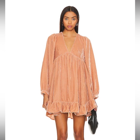 BNWT Free People Estella Blush Velvet Long Sleeve Mini Dress Sz. Medium - Picture 1 of 4